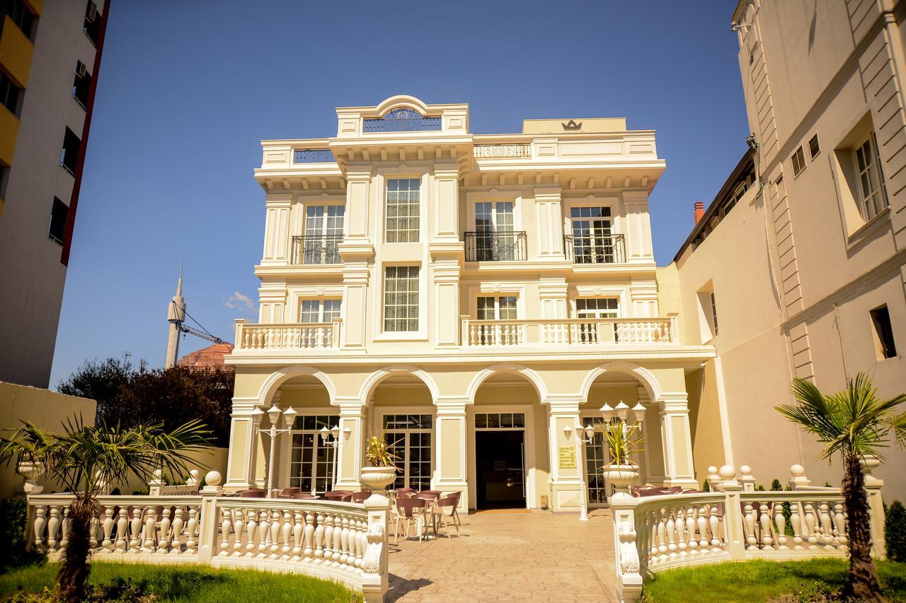 Hotel Vila Imperial Елбасан Екстериор снимка