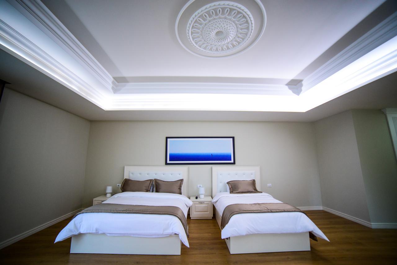 Hotel Vila Imperial Елбасан Екстериор снимка