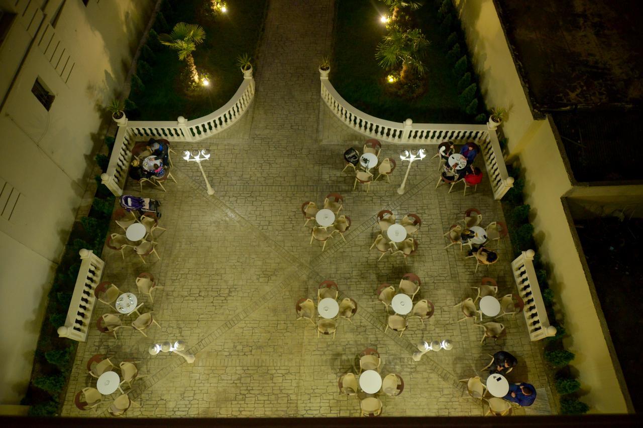 Hotel Vila Imperial Елбасан Екстериор снимка