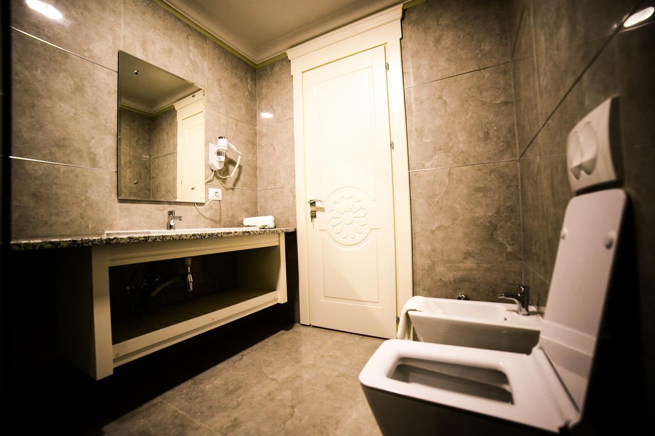 Hotel Vila Imperial Елбасан Екстериор снимка