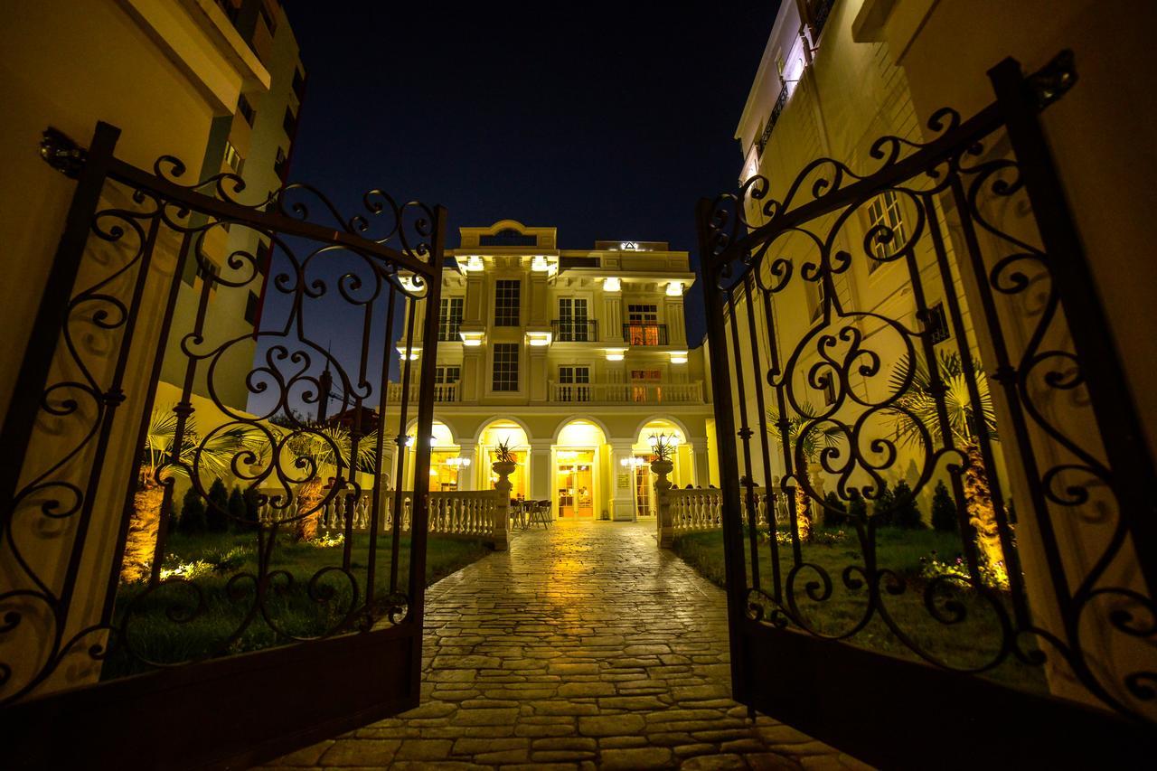 Hotel Vila Imperial Елбасан Екстериор снимка